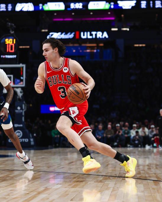 乐鱼官网-一雪35分惨败之耻!兰德尔30+7+5带不动华子打铁,公牛复仇森林狼