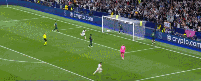 乐鱼官网-这庆祝打几分?巴尔韦德三次庆祝:捶胸挥拳、指队友、拥抱队友